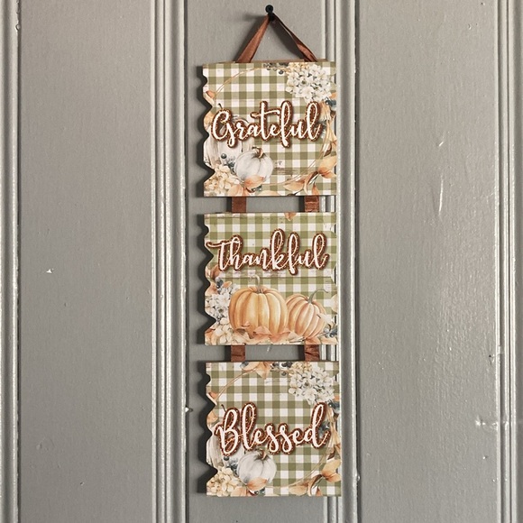 NWT- Beautiful Glittered Grateful ,Thankful, Blessed- Fall Pumpkin Decor Sign - Picture 1 of 14